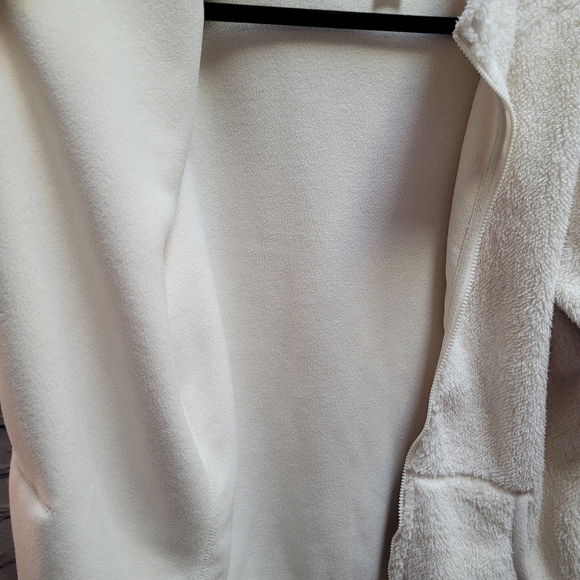 Target cream colored fleece in XXL - Picture 3 of 9